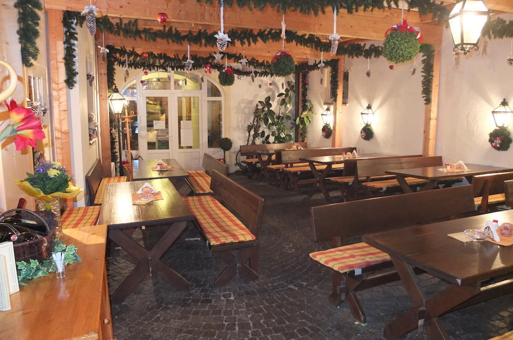 Gasthof Ludl Gross-Enzersdorf Ngoại thất bức ảnh